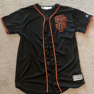 San Francisco Giants jersey. Youth size but fits a women’s medium